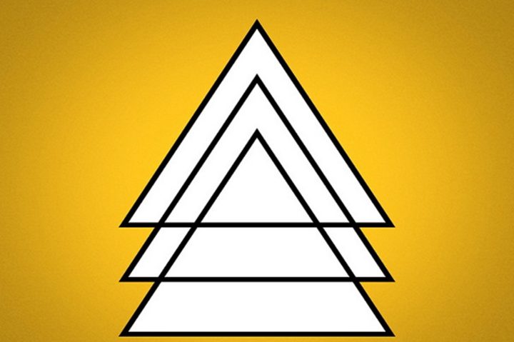 Illusion géométrique avec triangles imbriqués