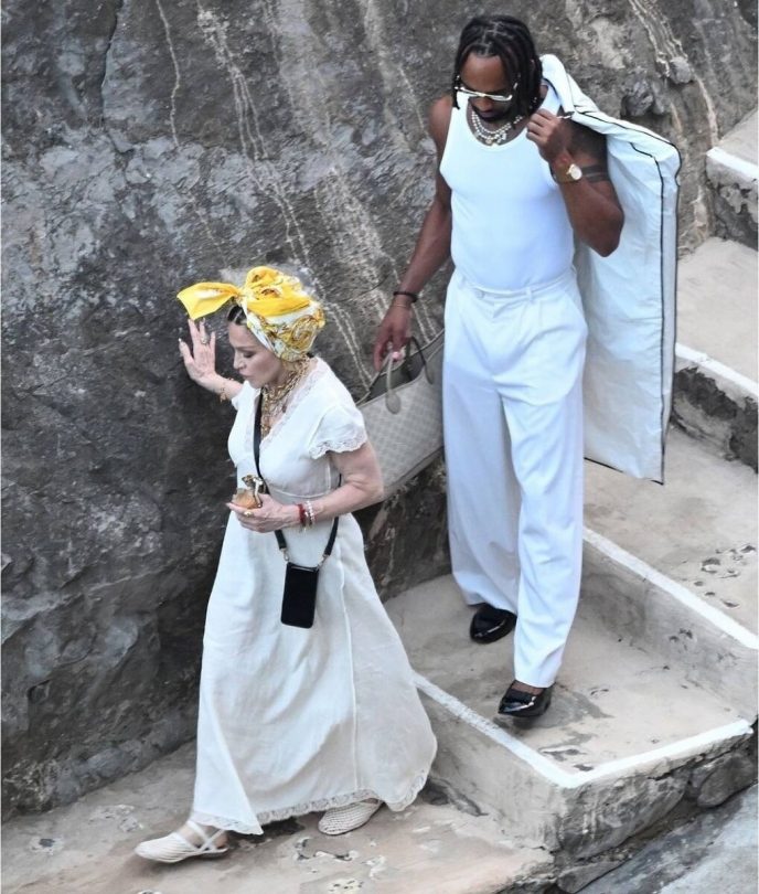 Madonna affichant une attitude assurée