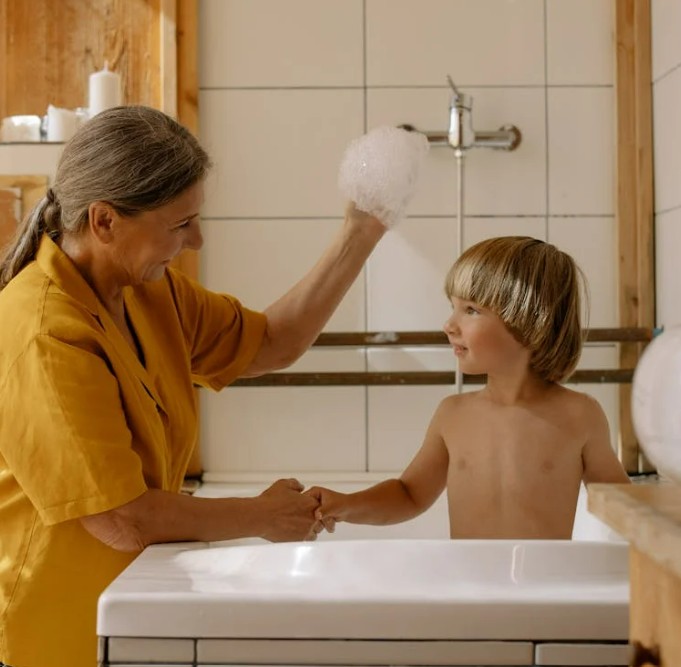 Rides du sourire autour des yeux