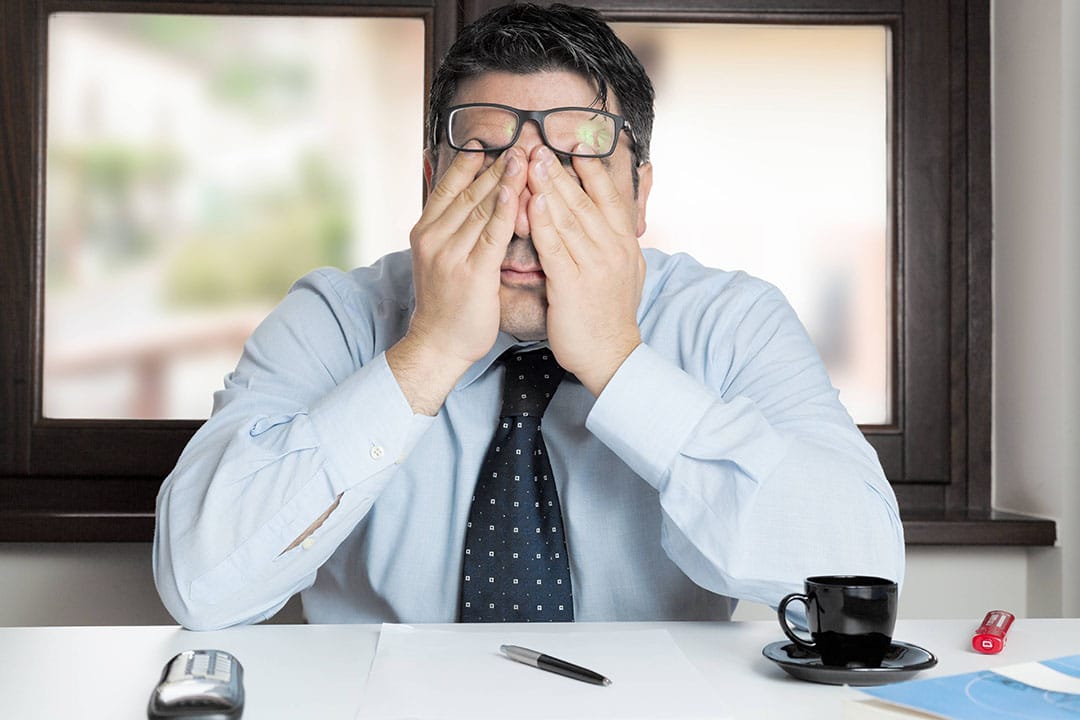 Personne fatiguée au réveil