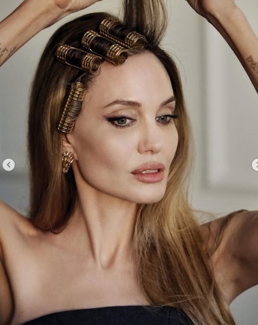 Angelina Jolie sur le tournage du film Maria, inspiré par Maria Callas