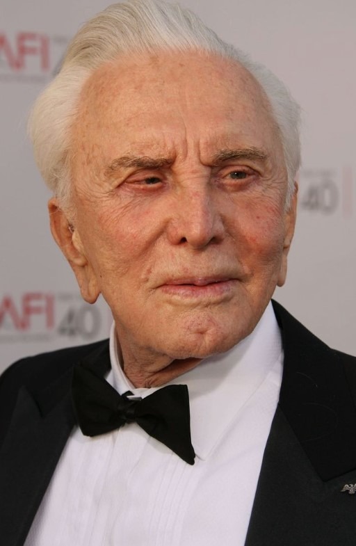 Portrait de Kirk Douglas, regard intense