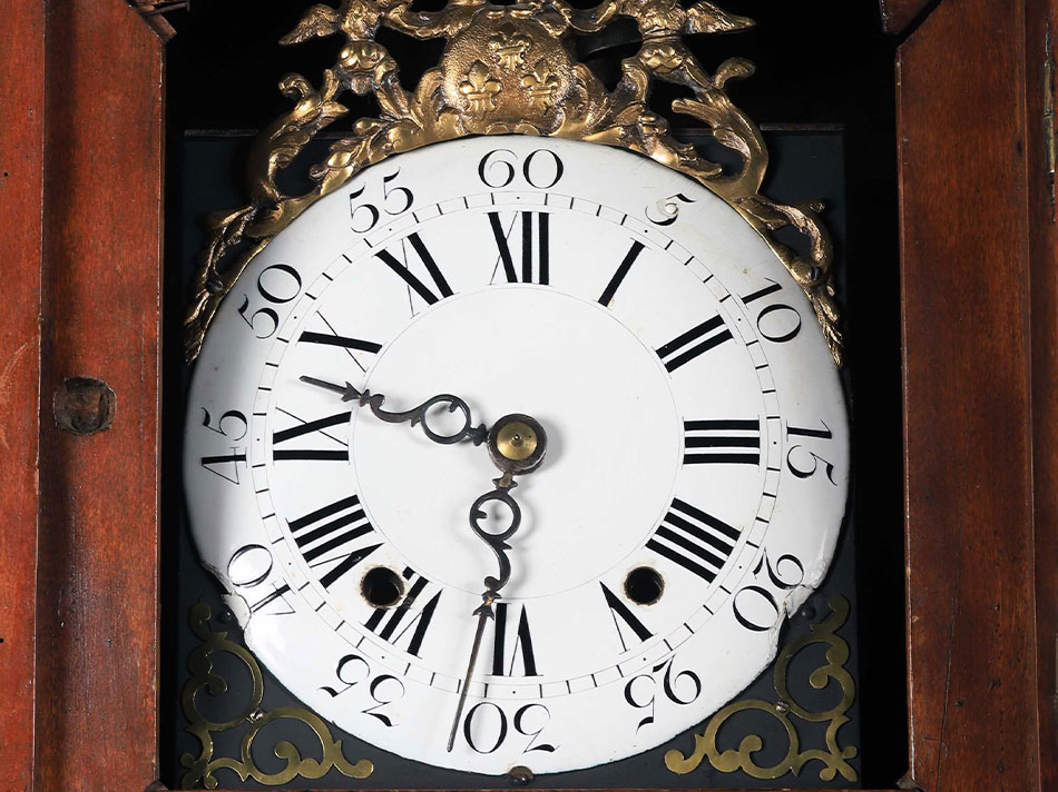 Horloge comtoise arrêtée