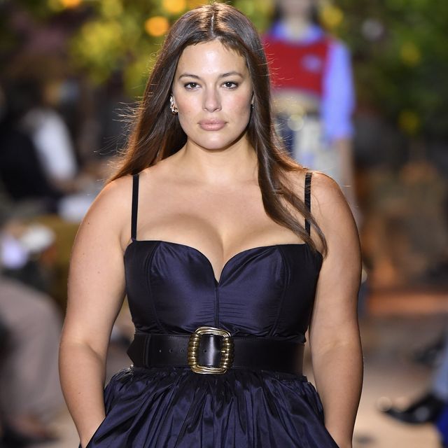 Modèle plus-size inspirante