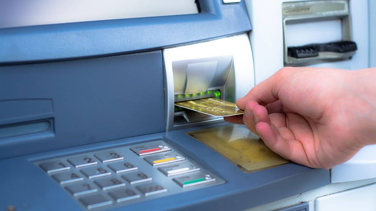 Distributeur automatique de billets