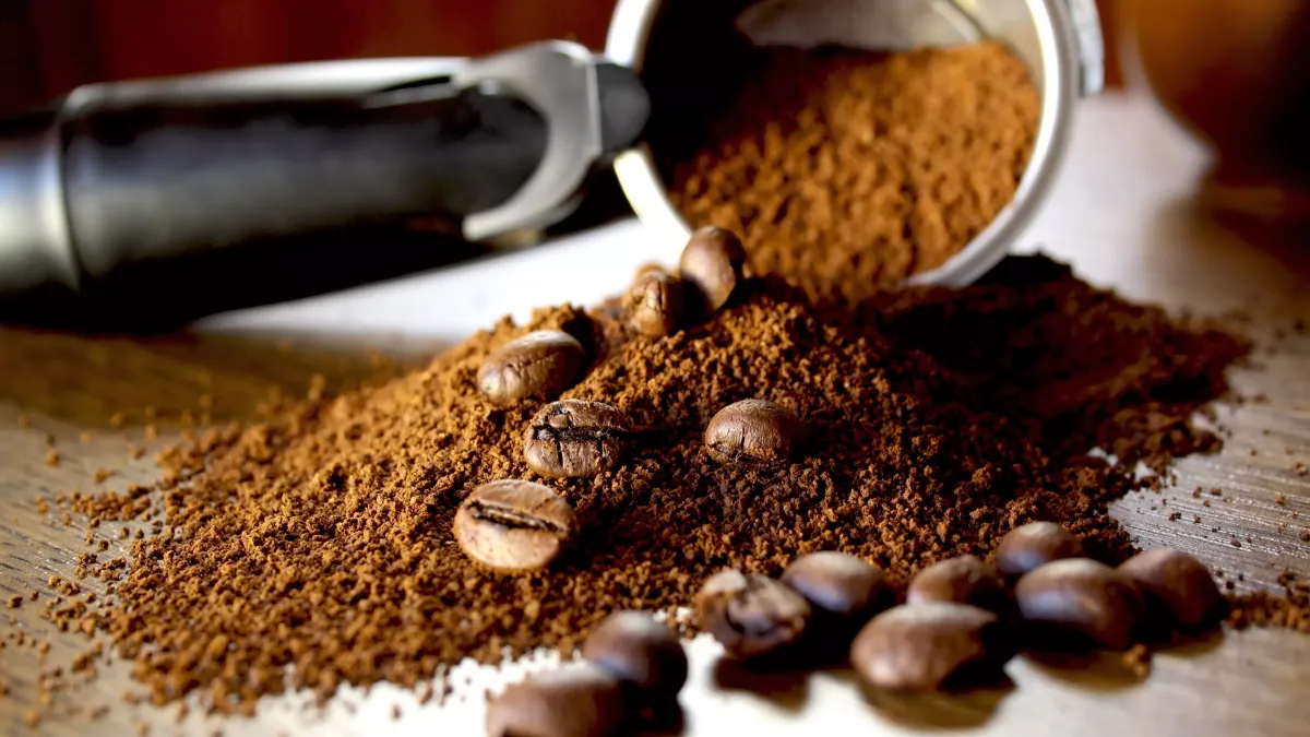 Gommage mains au café et miel