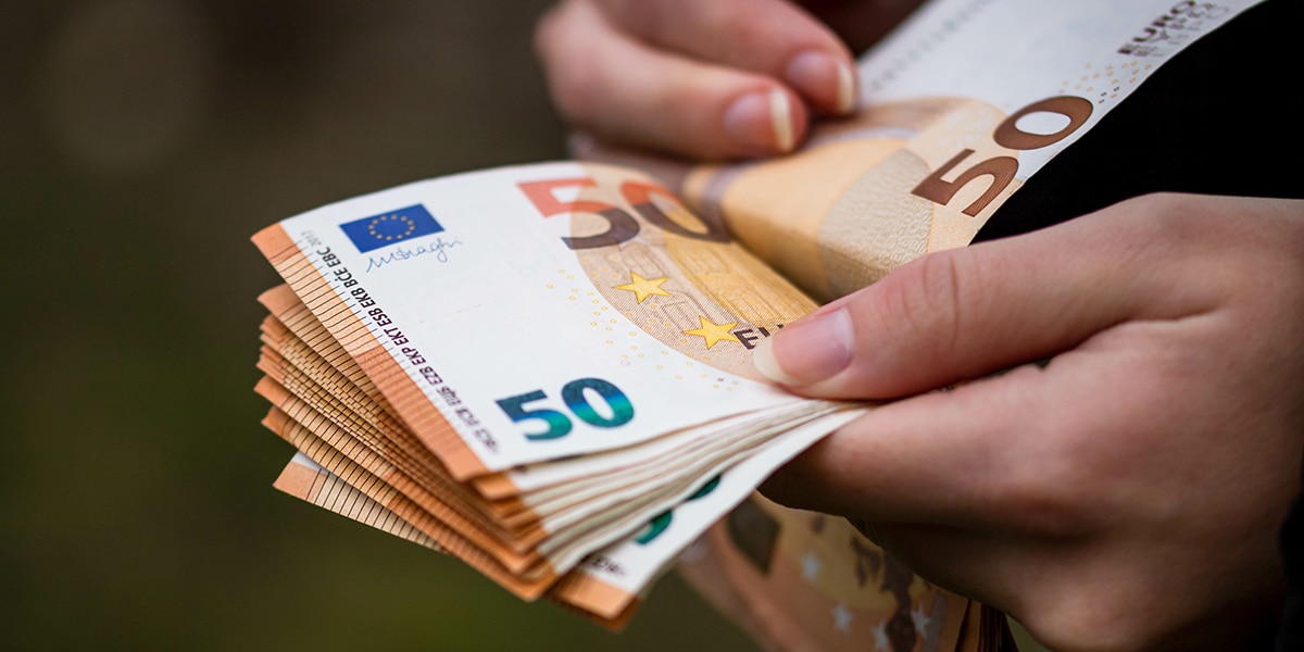 Billets de banque et pièces de monnaie